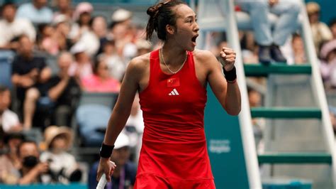 Tennis Zheng Qin Wen 的图像结果