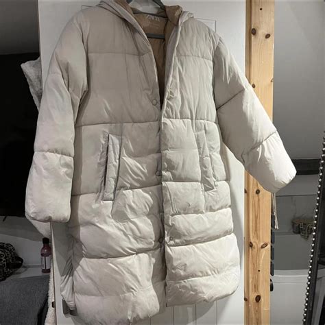 Zara cream long puffer hooded coat Gorgeous... - Depop