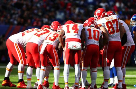 Explaining the fall of the 5-0 Kansas City Chiefs