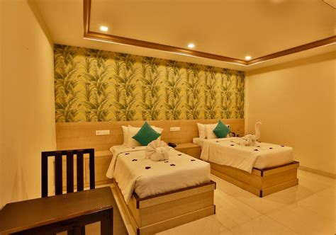 Hotel Ramtel Inn