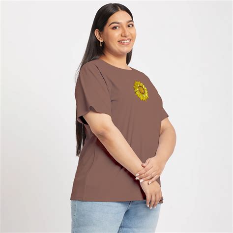 Plus Size Brown Sunflower Embroidered Rib Tee by CALAE | Sizes ...