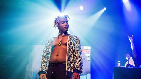 Download Juice Wrld electrifies the stage with his dynamic performance ...