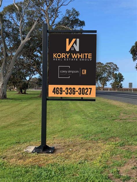 Real Estate Sign Design for Team - 09/01/2025 10:48 EST | Freelancer