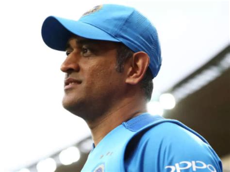 Viral Thread Compiles MS Dhoni's Iconic Stump Mic Recordings