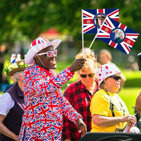 King Charles Coronation Waving Hand Flags Street | Ubuy India