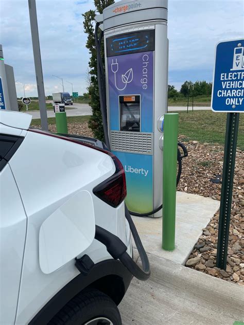 Big Apple Travel Center Joplin | Joplin, MO | EV Station