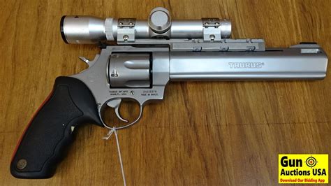 Taurus 44 Magnum 的图像结果