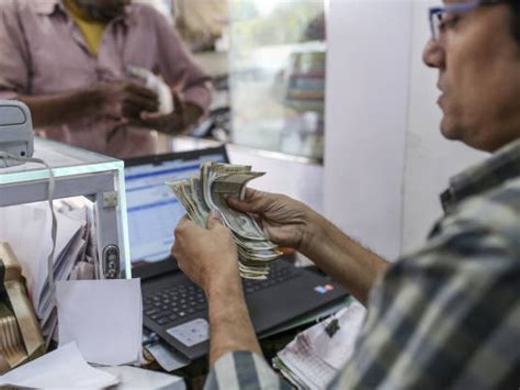 Moody's flags India's fiscal constraints for 2025