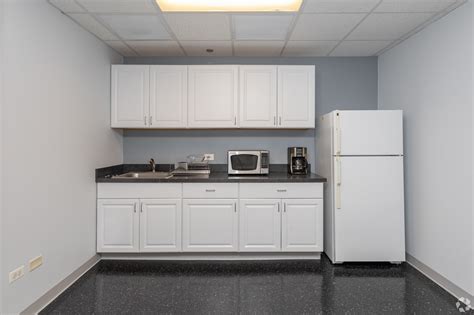 180 N Michigan Ave, Chicago, IL 60601 - 180 N. Michigan | LoopNet