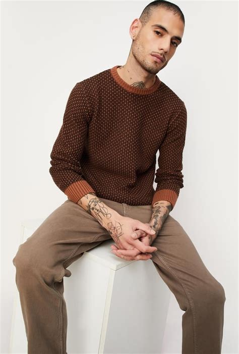 Buy Sweater for Men Online at Best Price in India | Max Fashion