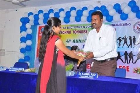 Vaageswari Engineering College Karimnagar Campus: Photos, Virtual Tour