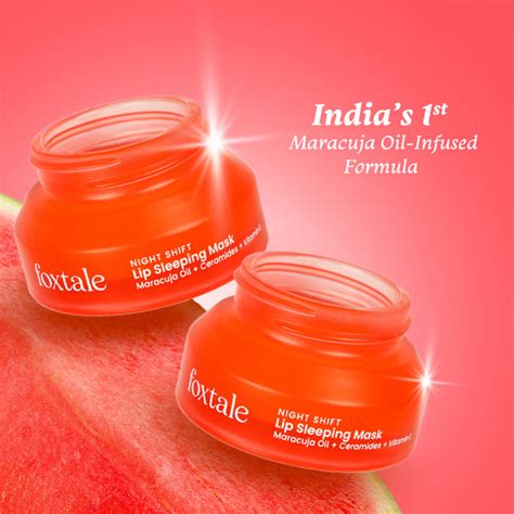Transforms crusty, dry lip barrier to cushion-soft lips overnight