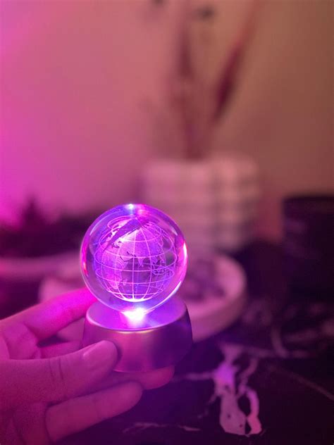 Lighted Globe 的图像结果