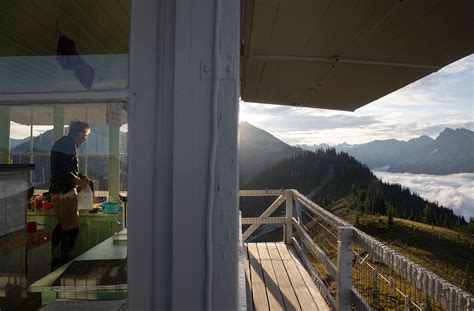 A breathtaking, disappearing job: Human fire lookouts in the Pacific ...