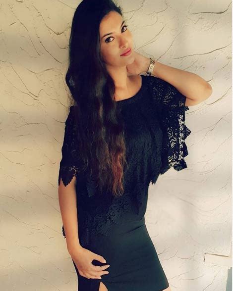 sayali bhagat daughter ivankaa emraan hashmi film the train latest news ...