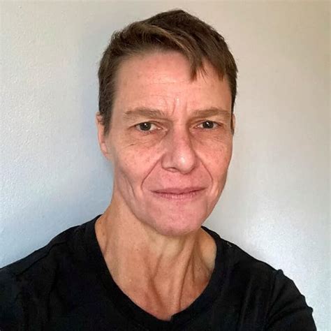 Extra Bold: A Feminist, Inclusive, Anti-racist, Nonbinary Field Guide ...