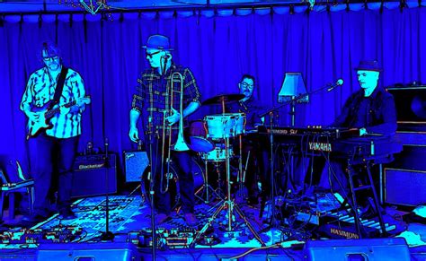 The Tonalists @ Lyrebird Lounge, Lyrebird Lounge, Melbourne, 10 May ...