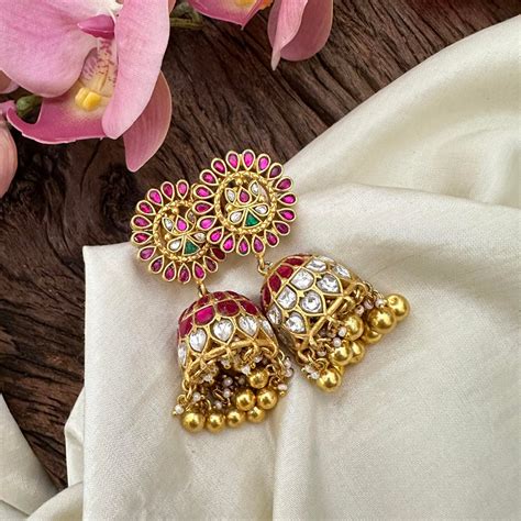 Premium Jadau Kundan Jhumkas-Golden Beads-Pearl-J2136 – vrikshamindia