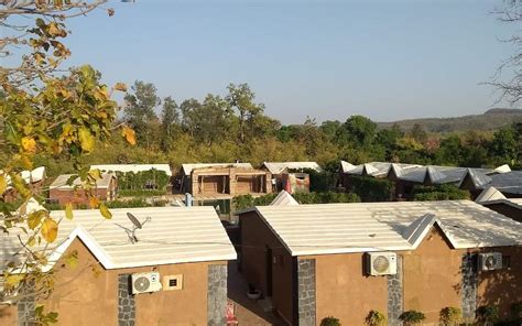 NARMADA PALACE (Tala, Madhya Pradesh) - Hotel Reviews & Photos ...