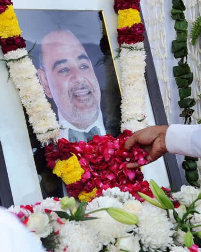 Politicians, businessmen, Bollywood stand by Ponty's family | Page 11 ...