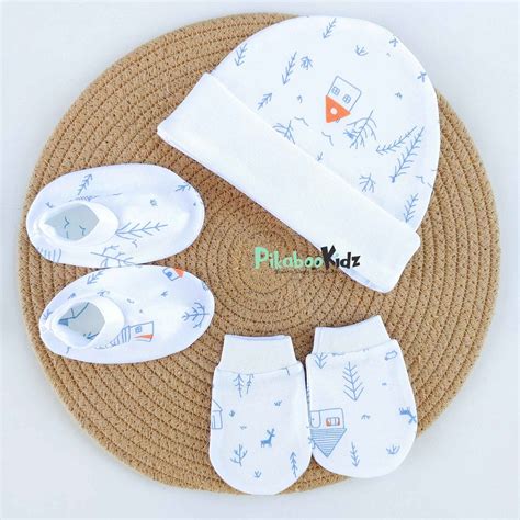 Organic cotton Cap mittens Booties – Farm house Blue – Pikaboo Kidz