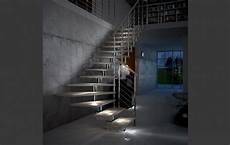 illuminazione scale a led illuminare le scale con le a led ecco 20 idee design illuminazione scale a led illuminare le scale con le a led ecco 20 idee design