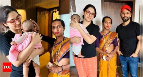 Rahul Vaidya and Disha Parmar's little munchkin Navya gets blessed by ...