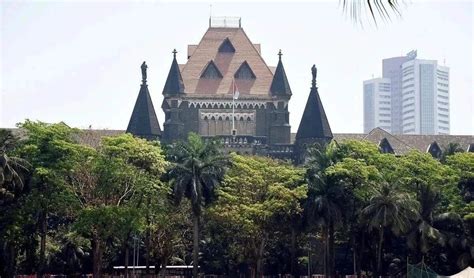 Mumbai High Court denies mosque's request for loudspeaker use