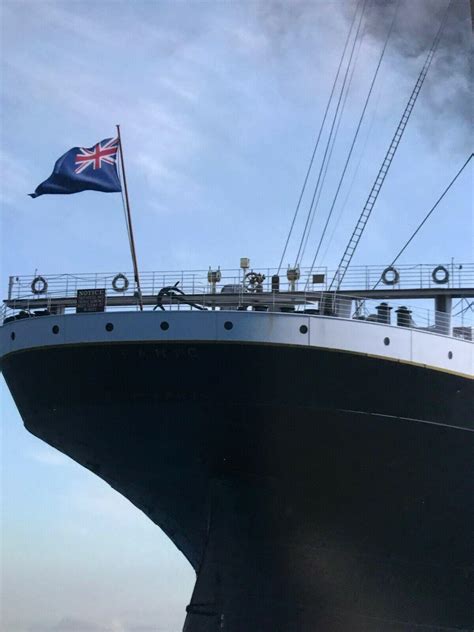 RMS TITANIC, STERN VIEW, INCREDIBLE 12" X 16" PIC SO CLEAR IT LOOKS ...
