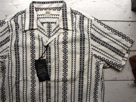 Dobby Stripe S/S Open-Neck Shirt - “COMMONROOM”gnarly