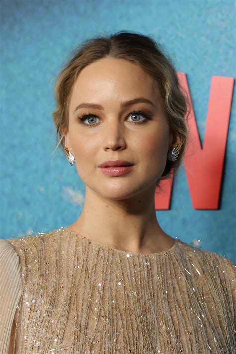Jennifer Lawrence Height Weight Bra Size Age Body