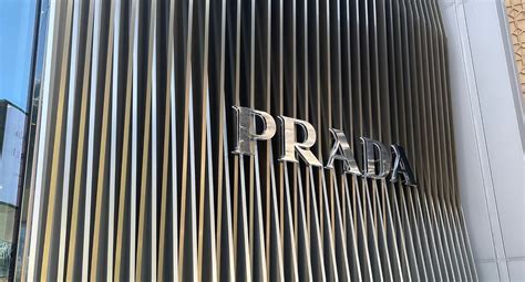 Logotipo De Miuccia Prada