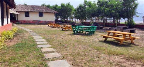 Hamsa Beach Resort | Perupalem - Jollyday Tours
