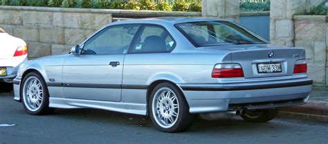 File:1995-1999 BMW M3 (E36) coupe 02.jpg