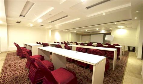 Hotel Le Roi Conference Room in Paharganj, Delhi with Prices, Photos ...