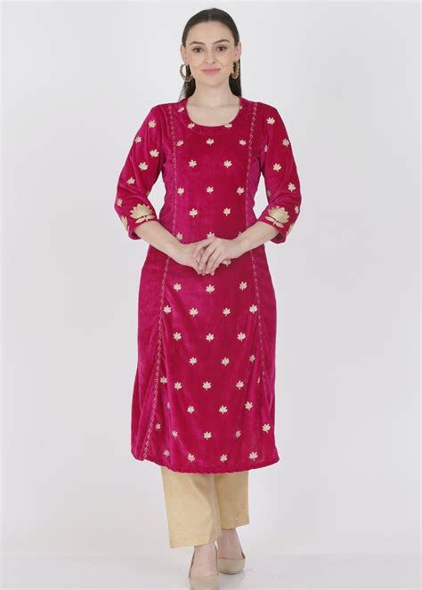 Get Fuchsia Velvet Kurta at ₹ 2099 | LBB Shop