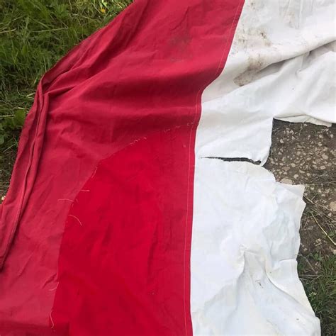 Geschändete Fahne - UnserTirol24