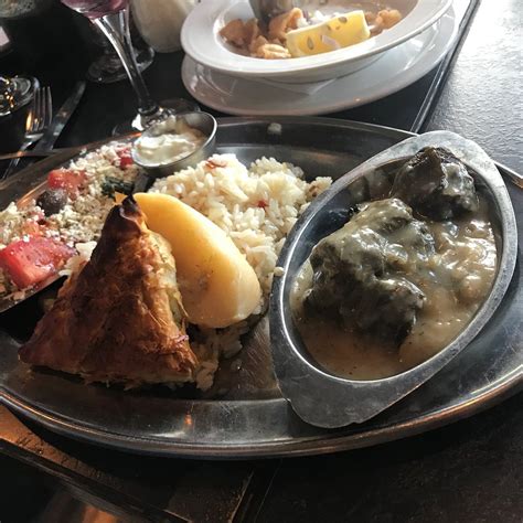 ROYAL OAK RESTAURANT, Surrey - Fleetwood - Menu, prijzen en ...