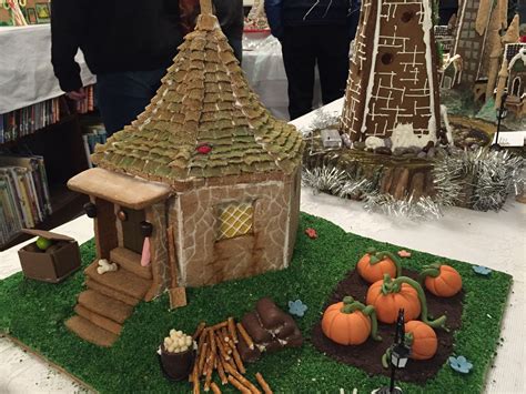 Wood memorial library museum hogwarts gingerbread houses – Artofit