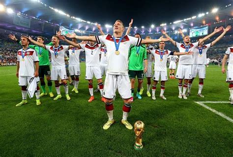 （世界杯）足球——小组赛G组：德国队首发(图)-搜狐滚动