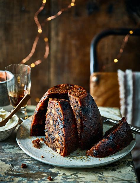 Slow cooker Christmas pudding with amaretto recipe | Sainsbury`s Magazine