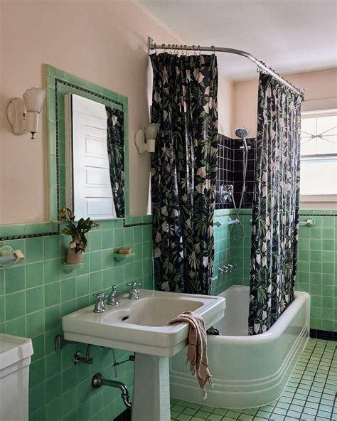 Vintage Bathrooms Tiles