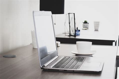 Computer Work at Home Images 的图像结果