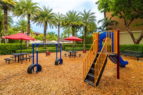 ACCOMMOVISION | The Park at Kendall | Luxury Living in Kendall, FL