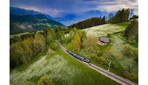 Trains in the Swiss Riviera Region : Vevey - Blonay - Les Pléiades ( or ...