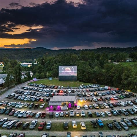 Swan Drive-In Theatre | Blue Ridge, GA