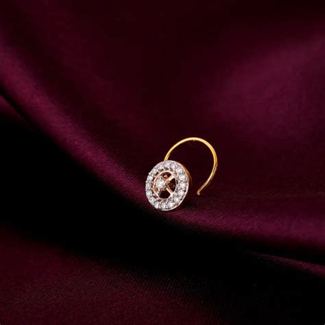 Top 6 Nosepin Designs in Trend – GIVA