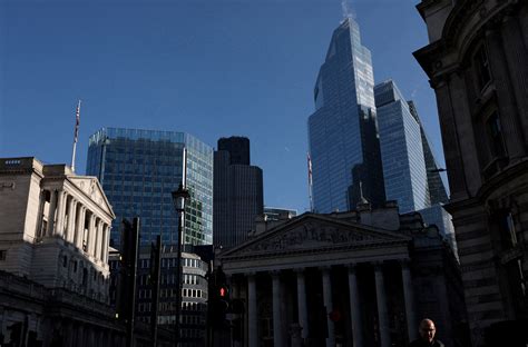 Spotlight on knife-edge BoE decision | MarketScreener India