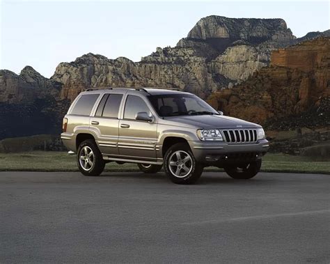 A Journey Through the Jeep Grand Cherokee Generations | Complete ...