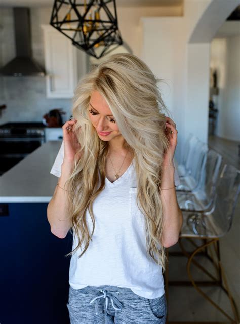 DIY Hair Highlights – At Home! | Diy highlights hair, Hair highlights ...